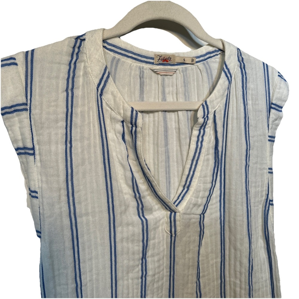 Faherty‎ Dream Cotton Gauze Dylan Top White Blue Stripe Size Small Retail: $98